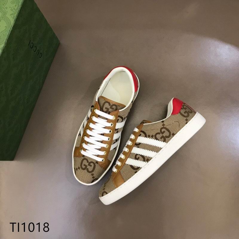 26 Gucci Low Cut 0815