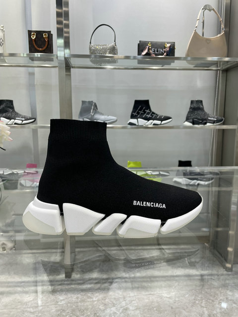 Balenciaga SZ 38-44 22301258-59 2 Colors