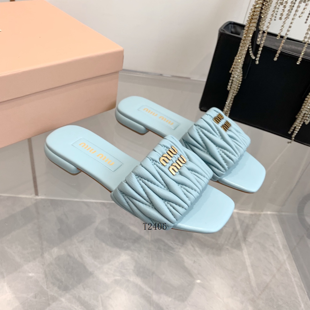 Miu Miu Slippers Women 1215