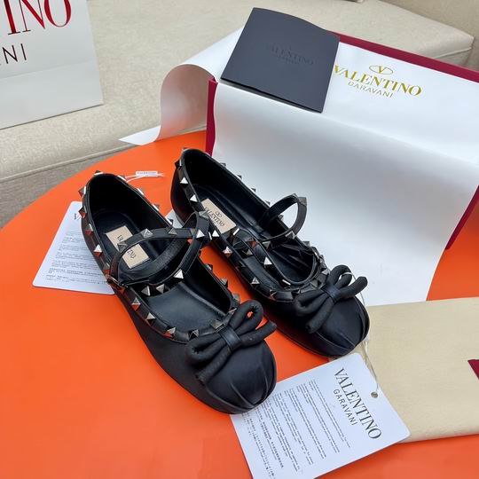 Valentino sz35-40 mnh0402