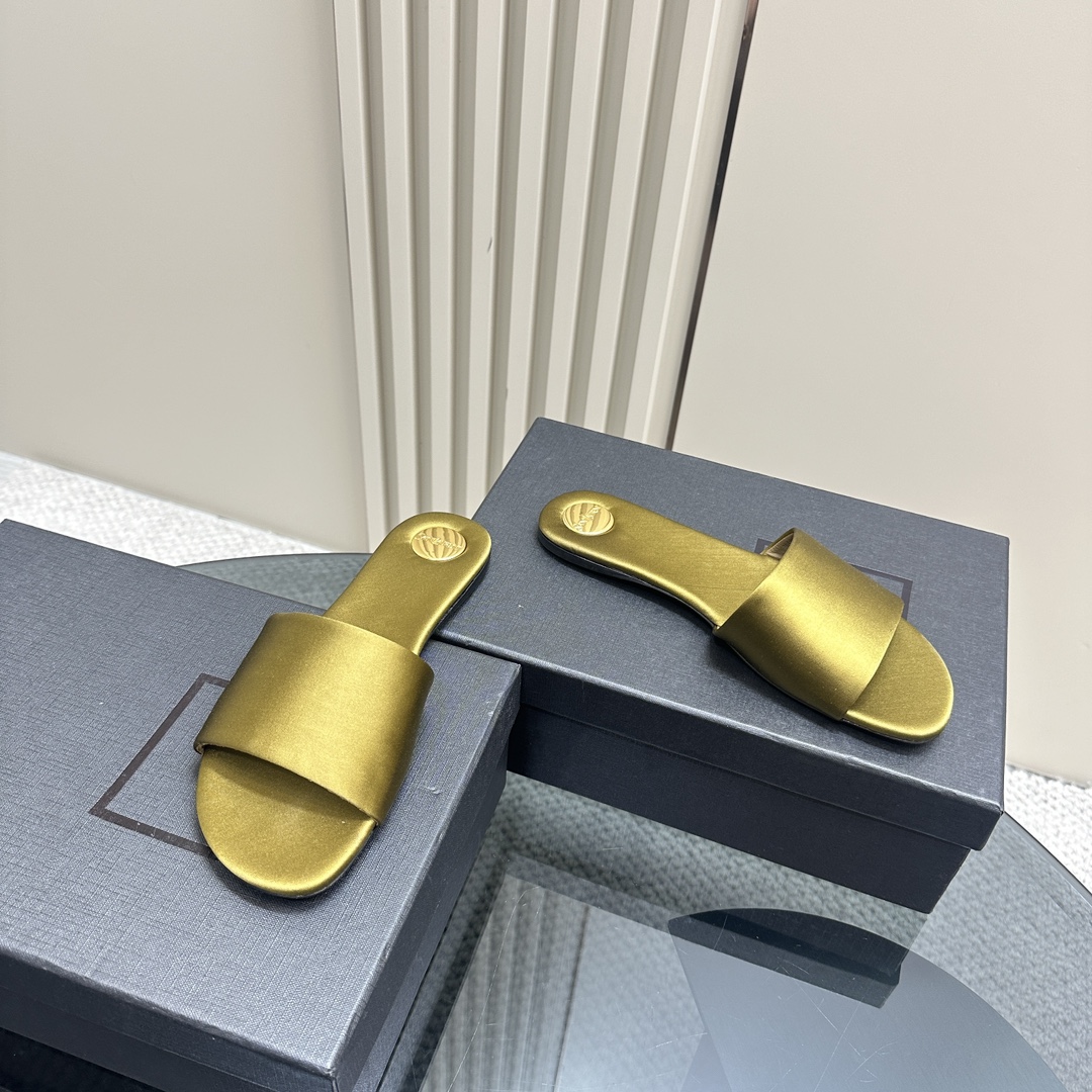 Saint Laurent Slippers