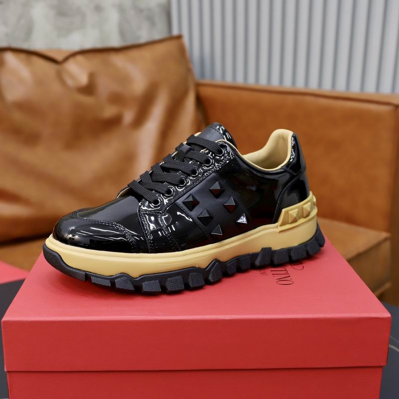 2026 Valentino Men Low Sports Sneakers 0204