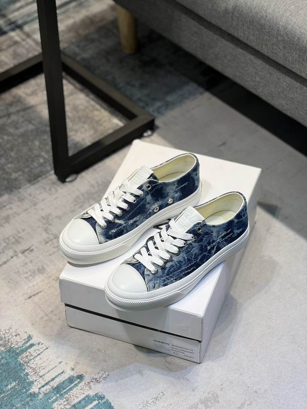 2026 Givenchy Low Shoes 0123