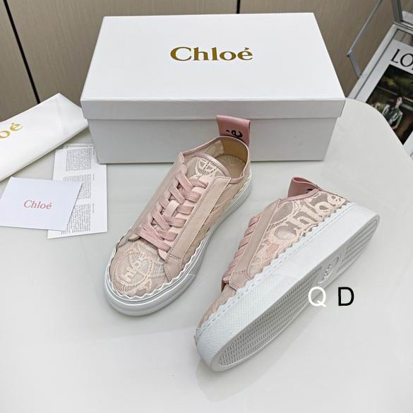 Chloe low cut woman Ts